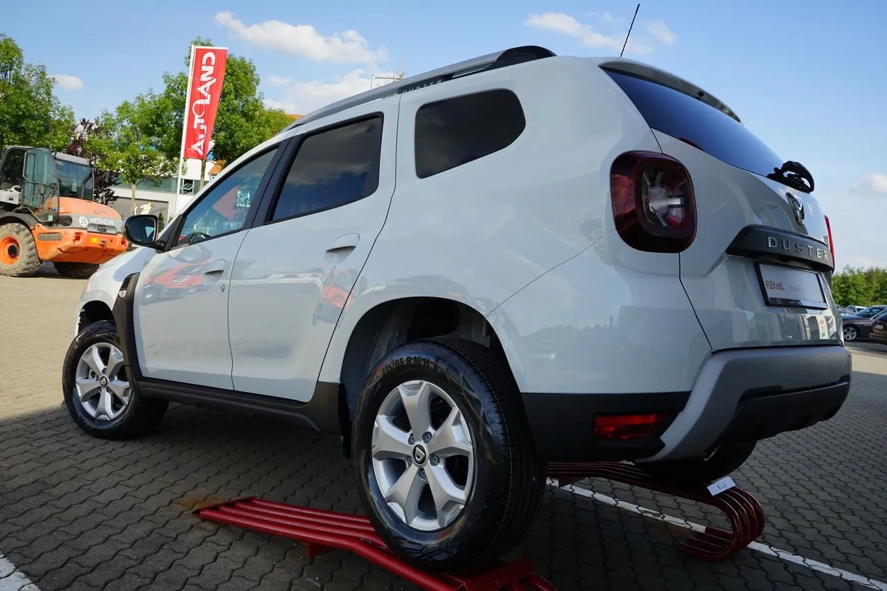 Dacia Duster dCi 115 Tempomat...  Image 4