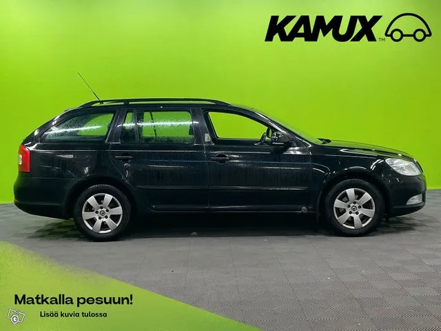 Skoda Octavia Combi 1,4 TSI Elegance DSG Autom. / lohkolämmi Image 2