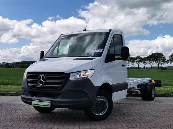 Mercedes-Benz Sprinter 519 CDI 3.0 LTR 6 CYL! Image 1